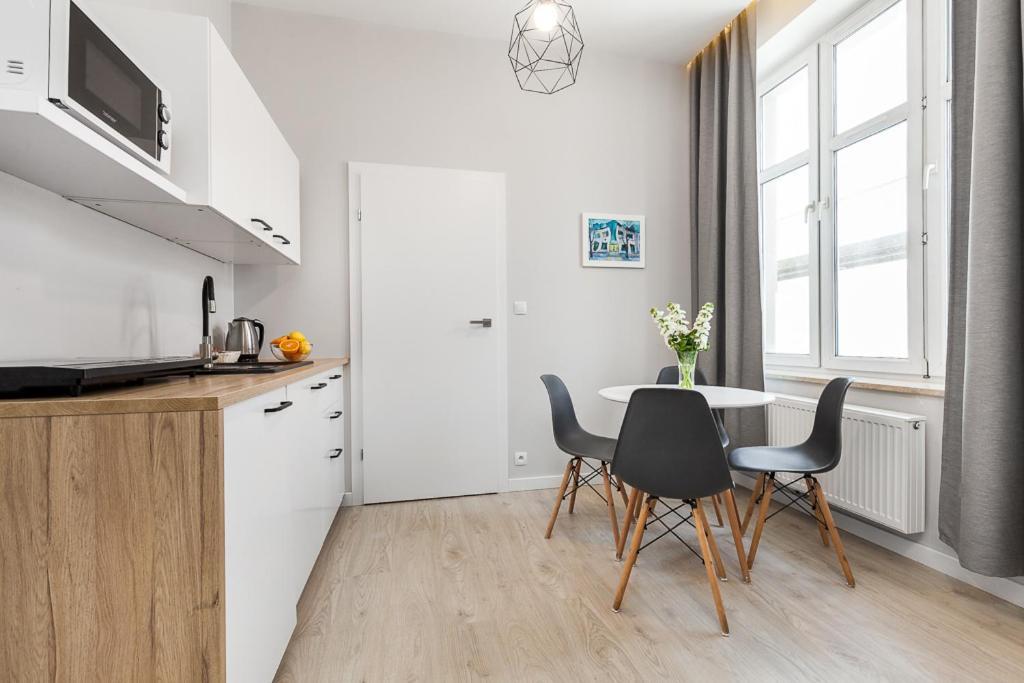 Apartment Przy Krzywym Domku Ltc - *